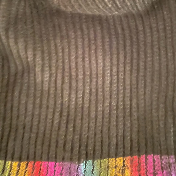 Unique Metallic Rainbow knit hat with faux fur pompom - Picture 4 of 5